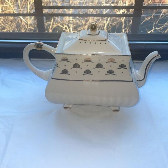 ❤️The Met Collaboration Teapot…simply Gorgeous! - Picture 12 of 12